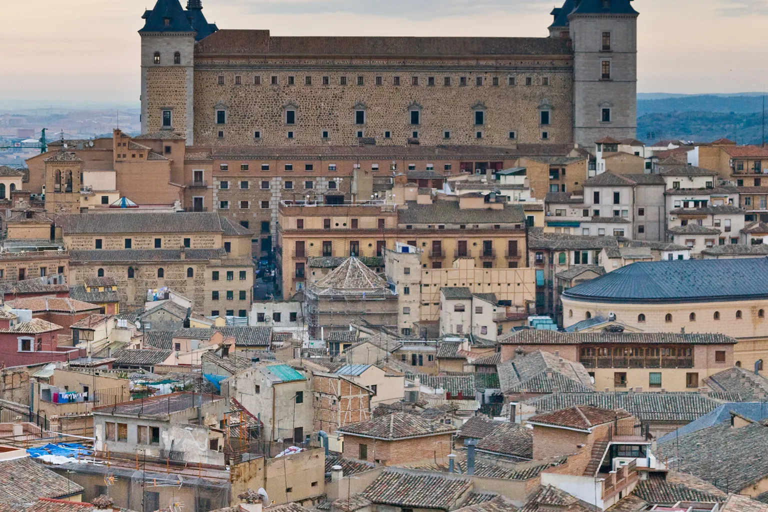 Alcázar de Toledo: compra online frente a taquilla física para tu visita