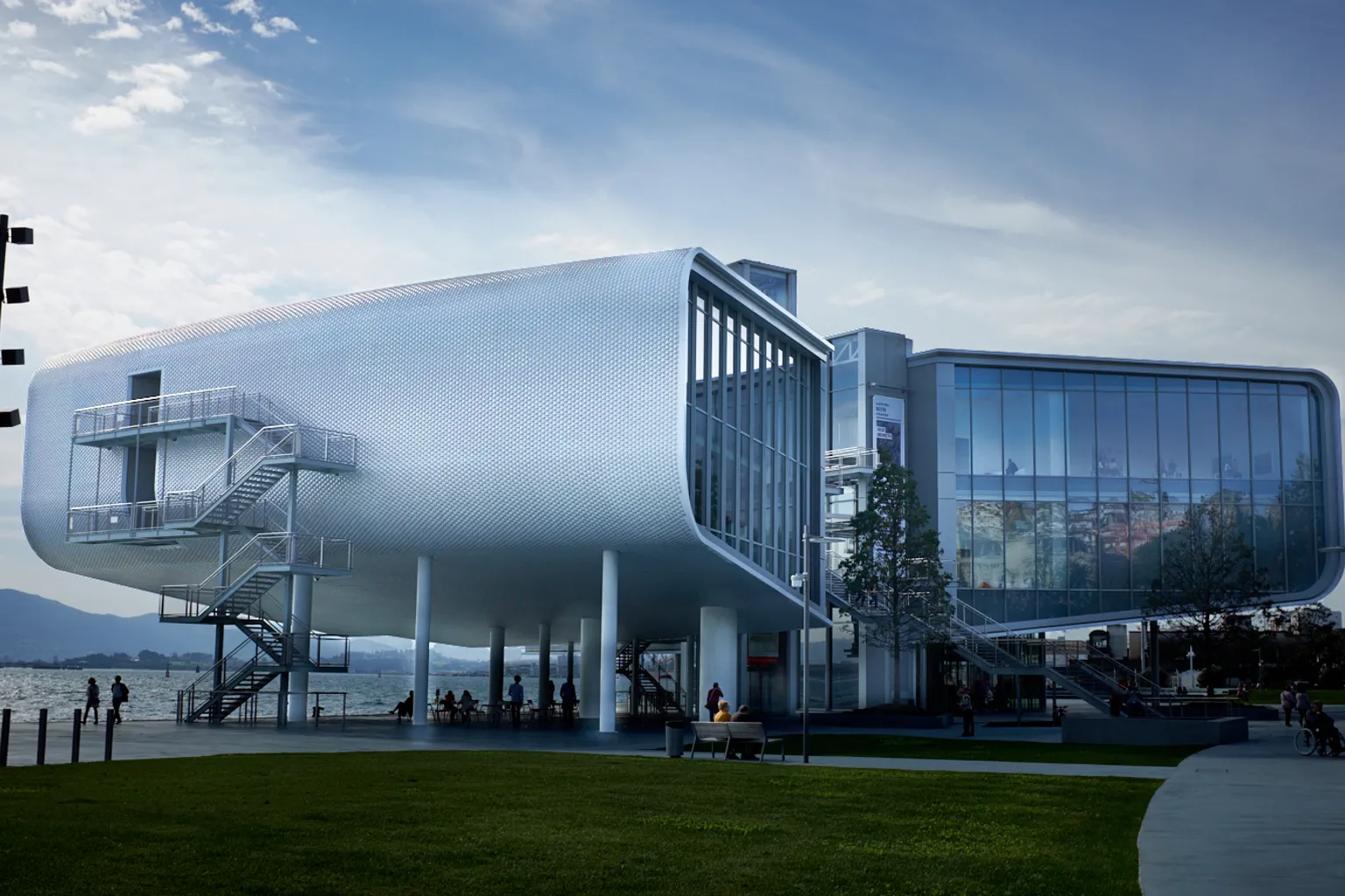 Centro Botín: dos maneras de recorrer el centro de arte en Santander