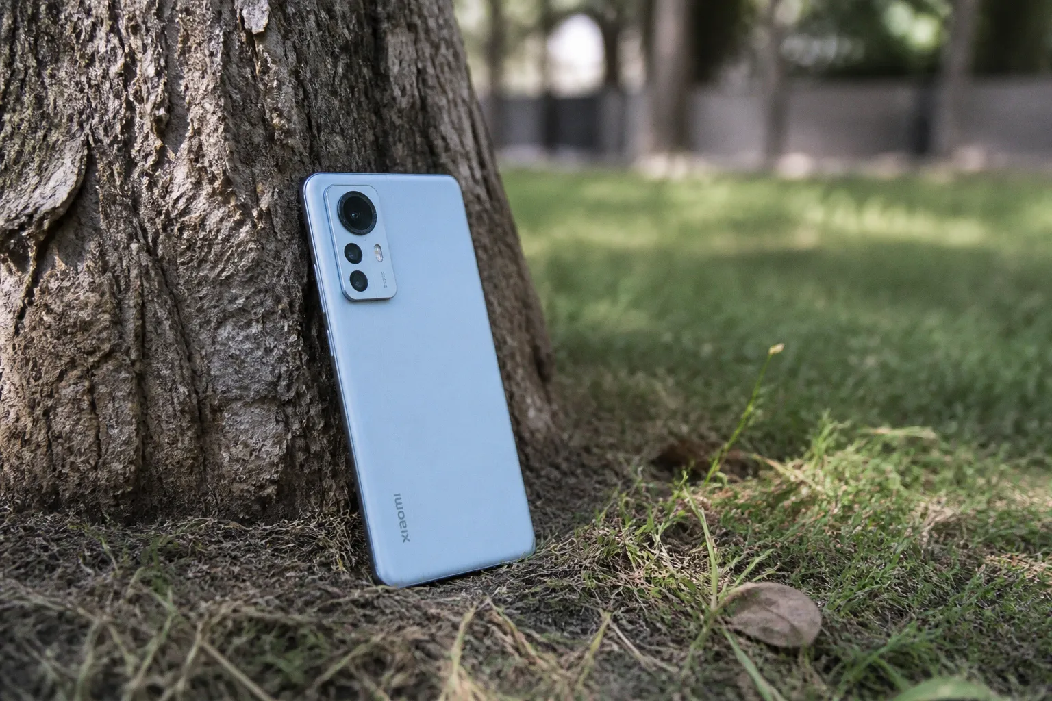 Cómo elegir un móvil de gama media: claves para acertar con tu compra y siete modelos destacados