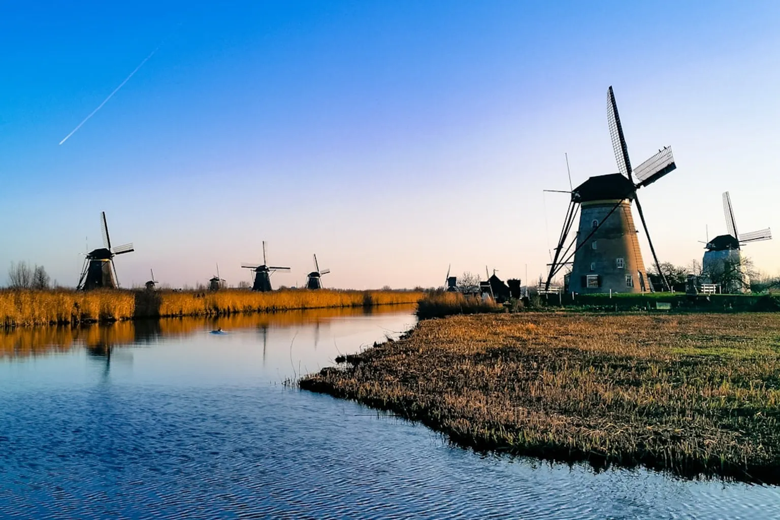 Visita a Kinderdijk: ¿app oficial o Google Maps en el móvil?